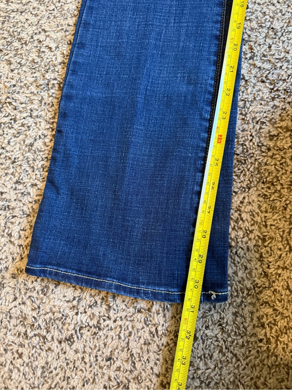 Levi's 725 High Rise Bootcut Jeans NWT - Picture 4 of 5